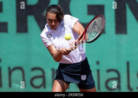 Zandvoort, Niederlande. 24. Mai 2023. ZANDVOORT, NIEDERLANDE - MAI 24: Jasmijn Gimbrére von Baarn Lead Healthcare in Aktion während des Eredivisie Tennis Match zwischen T.C. Zandvoort und Baarn 1 im Tennispark De Glee am 24. Mai 2023 in Zandvoort, Niederlande (Foto von Kees Kuijt/Orange Pictures) Guthaben: Orange Pics BV/Alamy Live News Stockfoto