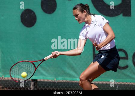 Zandvoort, Niederlande. 24. Mai 2023. ZANDVOORT, NIEDERLANDE - MAI 24: Jasmijn Gimbrére von Baarn Lead Healthcare in Aktion während des Eredivisie Tennis Match zwischen T.C. Zandvoort und Baarn 1 im Tennispark De Glee am 24. Mai 2023 in Zandvoort, Niederlande (Foto von Kees Kuijt/Orange Pictures) Guthaben: Orange Pics BV/Alamy Live News Stockfoto