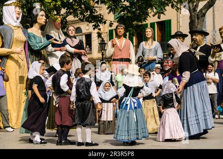 Baile de Boleros tradicionales mallorquines Llucmajor, Migjorn, Balearen, Spanien. Stockfoto