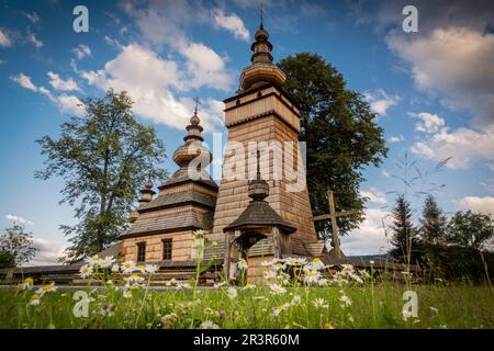 Orthodoxe Kirche St. Paraskewa, Kwiaton. 19. Jahrhundert. UNESCO-Weltkulturerbe, Karpaten, Woiwodschaft Kleinpolen, Polen. Stockfoto