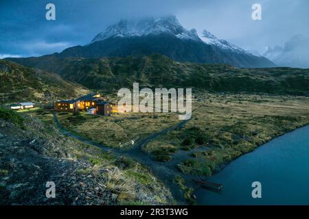 Cuernos Del Paine, refugio Paine Grande, trekking W, Parque Nacional Torres del Paine, Sistema Nacional de Áreas Protegidas Silvestres del Estado de Chile Patagonien, República de Chile, América del Sur. Stockfoto