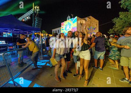 Fiesta Flowerpower, Sant Francesc Xavier, Formentera, Balearen, Spanien. Stockfoto