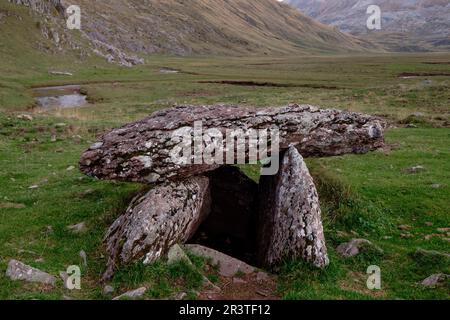 Dolmen von Achar de Aguas Tuertas Stockfoto