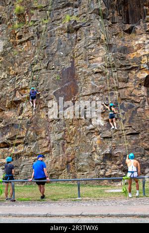 Felsklettern auf den Klippen des Kangaroo Point in Brisbane Stockfoto