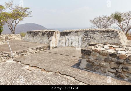 Die antike Stadt Xochicalco, Morelos, ist ein seltenes Beispiel für eine Maya-Stadt im Zentrum von Mexiko Stockfoto