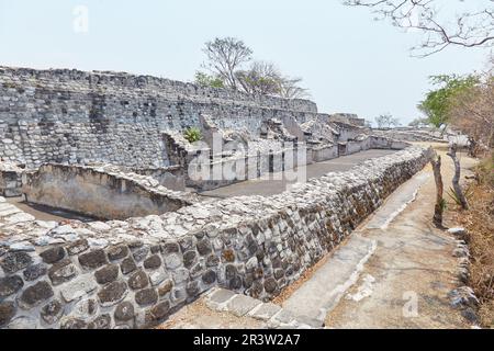 Die antike Stadt Xochicalco, Morelos, ist ein seltenes Beispiel für eine Maya-Stadt im Zentrum von Mexiko Stockfoto