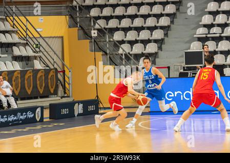 Vigo, Spanien. 24. Mai 2023 Die chinesische Nationalmannschaft führt einen Gegenangriff auf italien durch.Kredit: xan gasalla / Alamy Live News Stockfoto