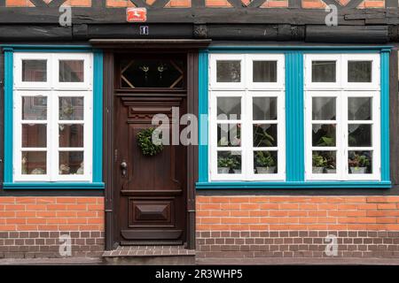 Tür in der Altstadt von Hitzacker an der Elbe Stockfoto