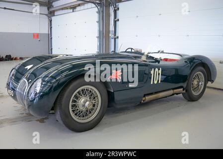 Legendärer Oldtimer des Jaguar C Typ 1954. 2023 VSCC Pomeroy Trophy Classic Cars Silverstone Circuit England Großbritannien Stockfoto