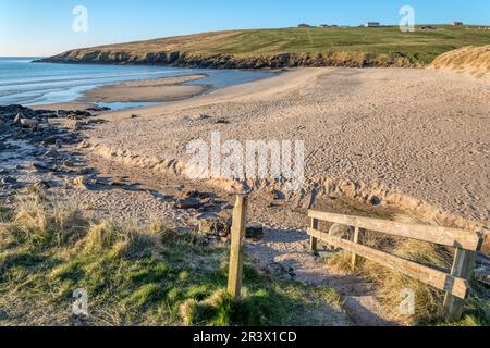 Ein verlassener West Sandwick Strand auf der Shetland Insel Yell. Stockfoto