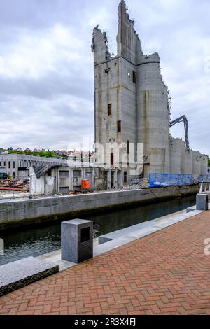 Sandnes, Norwegen, Mai 18 2023, Abriss Der Alten Silo-Lagereinrichtung In Der Innenstadt Von Sandnes Norwegen Ohne Menschen Stockfoto