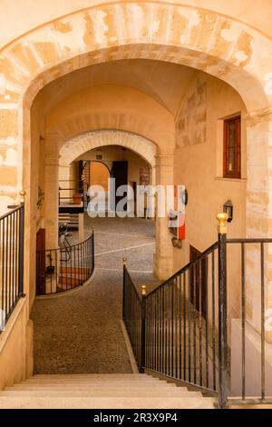 Cal Comte de la Cova, Gotico, siglo XIV, Escuela Superior de Turismo, Palma, Mallorca, Balearen, Spanien. Stockfoto