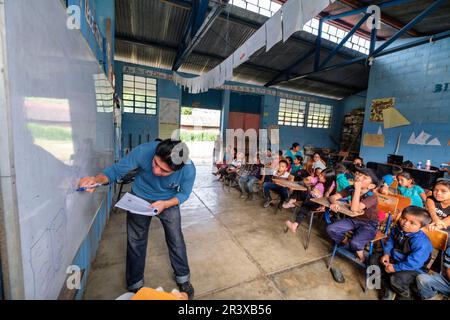 Escuela oficial ländlichen mixta, la Taña, Quiche, República de Guatemala, América Central. Stockfoto