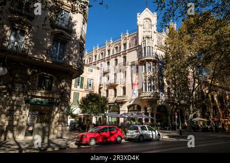 Gran Hotel de Palma de Mallorca, modernistischen Gebäude des Architekten Lluís Domènech i Montaner, 1903 abgeschlossen, Plaza Weyler, Palma, Mallorca, Balearen, Spanien, Europa. Stockfoto