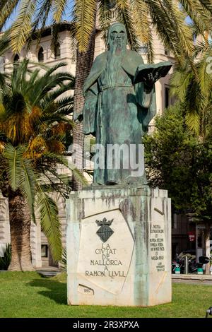 Ramon Llull, Horacio de Eguía, 1966, Bronze y Piedra, Paseo de Sagrera, Palma, Mallorca, Balearen, Spanien. Stockfoto