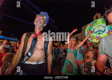 Fiesta Flowerpower, Sant Francesc Xavier, Formentera, Balearen, Spanien. Stockfoto