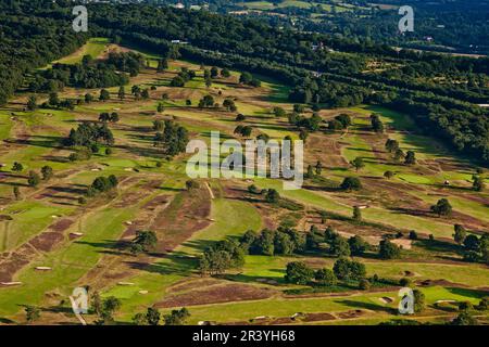 Unvergleichlicher Blick auf die Golfplätze des Walton Heath Golf Club - Veranstaltungsort der 2023 AIG Womens Open zwischen 10. Und 13. August Stockfoto