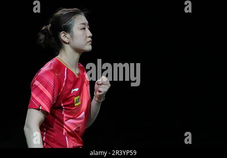 Durban, Südafrika. 25. Mai 2023. Chen Meng aus China feiert das Spiel der Frauen im Einzelspiel 16 gegen Kihara Miyuu aus Japan bei den ITTF Table Tennis World Championships Finals 2023 in Durban, Südafrika, am 25. Mai 2023. Kredit: Wang Dongzhen/Xinhua/Alamy Live News Stockfoto