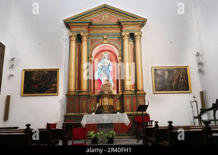 Seitenaltar in der Kathedrale von Santa Ana Stockfoto