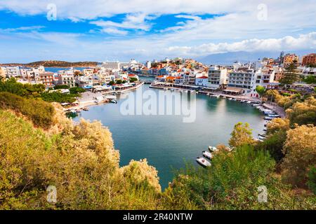Agios Nikolaos Panoramablick aus der Vogelperspektive. Agios, Hagios oder Aghios Nikolaos ist eine Küstenstadt auf der Insel Kreta in Griechenland. Stockfoto
