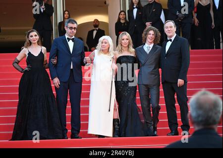 76. Cannes Film Festival 2023, Red Carpet Film „ L'Ete Dernier (Letzter Sommer) “ abgebildet: Clotilde Courau, Saîd Ben Said, Catherine Breillat, Léa Drucker, Samuel Kircher, Olivier Rabourdin Stockfoto