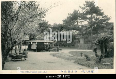 Japanische Szenen von Topographie, Schreinen, Wasserfällen und Straßenszenen im frühen 20. Jahrhundert. Hotels, Vulkane. Stockfoto