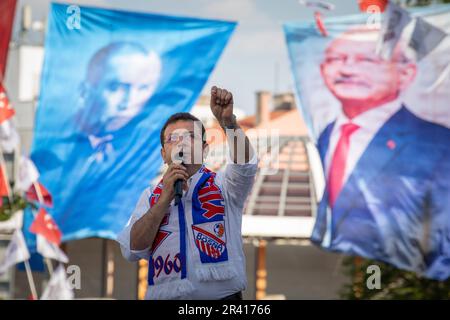 25. Mai 2023: Ekrem Imamoglu, Kandidat des Bürgermeisters und Vizepräsidenten der Nation Alliance in Istanbul, bat seine Wähler, auf dem Bürgertreffen in Istanbul für Kemal Kilicdaroglu, den Präsidentschaftskandidaten der Nation Alliance, zu stimmen. In der ersten Runde am 14. Mai erhielt keiner der Kandidaten genügend Stimmen, um zum Präsidenten gewählt zu werden, und die Wahl ging in die zweite Runde. Die Türkei wird am 28. Mai erneut zur Wahl gehen. (Kreditbild: © Tolga Ildun/ZUMA Press Wire) NUR REDAKTIONELLE VERWENDUNG! Nicht für den kommerziellen GEBRAUCH! Stockfoto