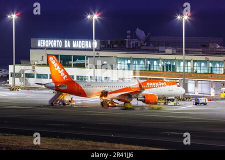 EasyJet Airbus A320 Flugzeug Funchal Flughafen in Portugal Stockfoto