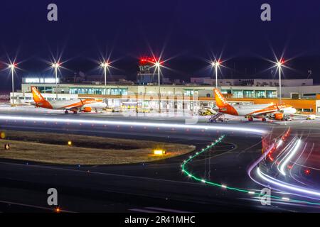 EasyJet Airbus A320 Flugzeug Funchal Flughafen in Portugal Stockfoto