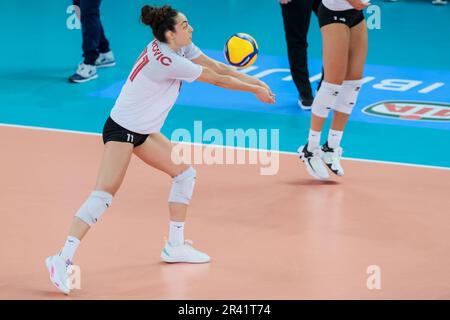 Lanciano, Italien. 23. Mai 2023. Andrea Mitrovic aus Kanada im Palazzetto dello Sport beim DHL Test Match Tournament Frauen-Volleyball zwischen Italien und Kanada in Aktion. Endergebnis: Italien 3:1 Kanada. (Foto: Davide Di Lalla/SOPA Images/Sipa USA) Guthaben: SIPA USA/Alamy Live News Stockfoto