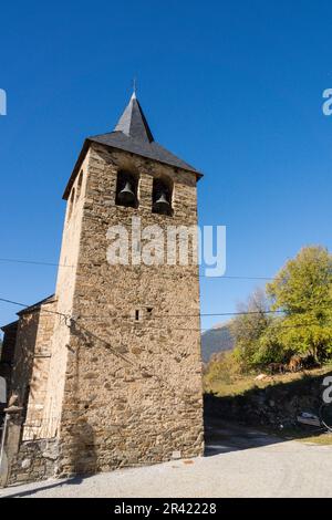 iglesia romanica de Sant Esteve de Montcorbau, siglos XII y XIII, Montcorbau, valle de Aran, cordillera de los Pirineos, Spanien, europa. Stockfoto