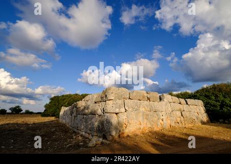 Hospitalet Vell, Edificio rechteckige de arquitectura ciclópea, núcleo de hábitat talayótico, término Municipal de Manacor, Mallorca, Balearen, Spanien, Europa. Stockfoto