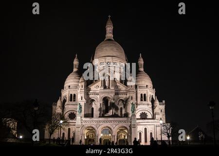 Basilika Sacré-Coeur de Montmatre bei Nacht, Vorderansicht, Montmatre, Paris, Frankreich Stockfoto