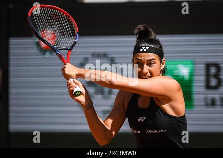 Paris, Frankreich, Frankreich. 24. Mai 2023. Caroline GARCIA aus Frankreich während einer Trainingssitzung von Roland-Garros 2023, French Open 2023, Grand-Slam-Tennisturnier im Roland-Garros-Stadion am 24. Mai 2023 in Paris, Frankreich. (Kreditbild: © Matthieu Mirville/ZUMA Press Wire/Alamy Live News) NUR REDAKTIONELLE VERWENDUNG! Nicht für den kommerziellen GEBRAUCH! Stockfoto