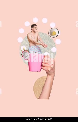 Collage Retro-Sketch-Bild eines aufgeregten, flippigen Mannes, der Fruchtvolleyball in einem Becher spielt, isolierter pinkfarbener Hintergrund Stockfoto