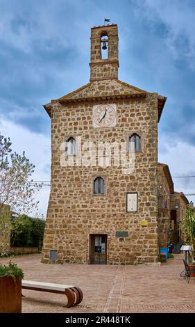 Palazzo Comunale oder Palazzo del Archivio, Piazza del Pretorio, Centro Storico di Sovana, Toskana, Italien Stockfoto