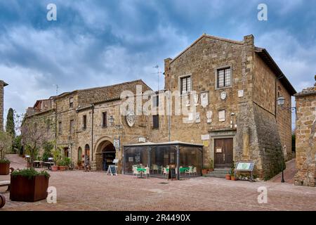 Palazzo Pretorio, Piazza del Pretorio, Centro Storico di Sovana, Toskana, Italien Stockfoto