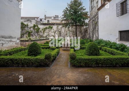 Kleiner Garten (Jardin Chico) im Inneren des Casa de Pilatos (Pilates Haus) Palastes - Sevilla, Andalusien, Spanien Stockfoto