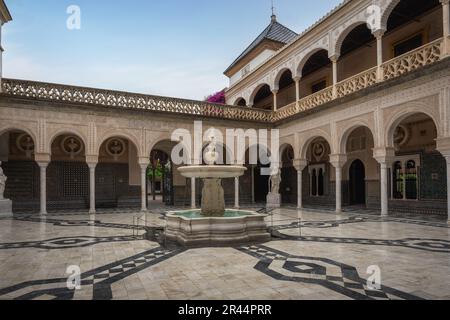 Innenhof (Patio Principal) im Casa de Pilatos (Pilates Haus) Palace Interior - Sevilla, Andalusien, Spanien Stockfoto
