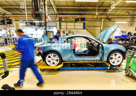 Renault Alpine Factory in Dieppe (Nordfrankreich), umbenannt in Manufacture Alpine Dieppe Jean Redele: Alpine A110 Production Line Stockfoto