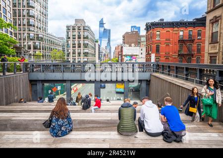 Die Highline, Public Elevated New York City Park, Chelsea, Meatpacking District, Manhatten, New York City, NY, Vereinigte Staaten von Amerika Stockfoto