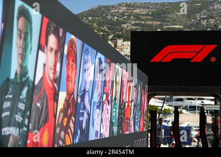 Montecarlo, Fürstentum Monaco. 26. Mai 2023. Circuit de Monaco, Montecarlo, Fürstentum Monaco, 26. Mai 2023, F1 Logo beim Grand Prix De Monaco 2023 – Freitag – kostenloses Training 1 und kostenloses Training 2 – Formel-1-Championship-Guthaben: Live Media Publishing Group/Alamy Live News Stockfoto