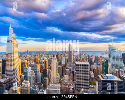 Skyline von Manhatten, Panoramaaussicht, New York City, NY, Vereinigte Staaten von Amerika Stockfoto