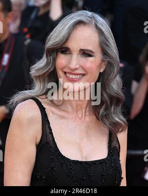 Cannes, Frankreich. 26. Mai 2023. Cannes, Frankreich. 26. Mai 2023. Andie MacDowell kommt bei der Gala-Vorführung der Old Oak an, Teil des Cannes Film Festival 76., Palais des Festival. Kredit: Doug Peters/Alamy Live News Stockfoto