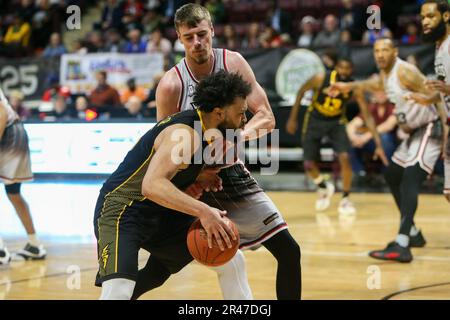 Am 25 2023. Mai spielen Windsor Ontario Canada und der Windsor Express ihr letztes NBLC-Spiel auf der WFCU-Arena. Latin Davis (11) des Windsor Express. Luke Durda/Alamy Stockfoto