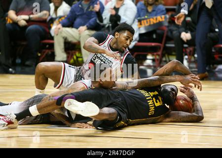 Am 25 2023. Mai spielen Windsor Ontario Canada und der Windsor Express ihr letztes NBLC-Spiel auf der WFCU-Arena. Latin Davis (11) des Windsor Express. Luke Durda/Alamy Stockfoto