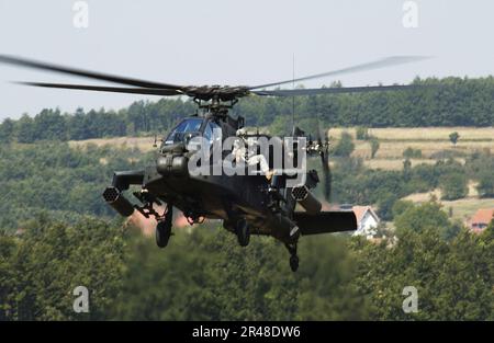 AH-64-Apachen-Extraktionsübung DER US Army Stockfoto