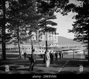 Sagamore Dock, Green Island, Lake George, N.Y. (1904?). Stockfoto