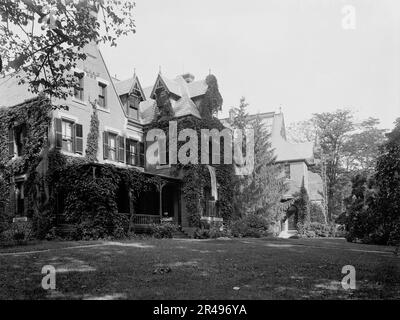 Residenz von Präsident Seelye und Hillyer Art Gallery, Smith College, Northampton, Mass., zwischen 1900 und 1906. Stockfoto