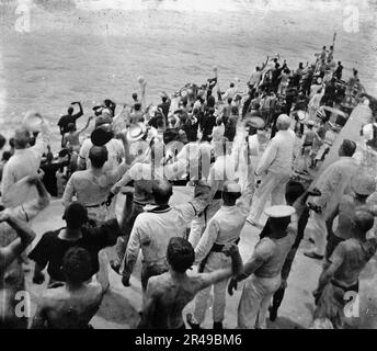 U.S.S. Oregon, jubelnd das Herabholen der Colon's Colon's Colon's Colon's Colon, Battle of Santiago, 1899. Juli. Stockfoto